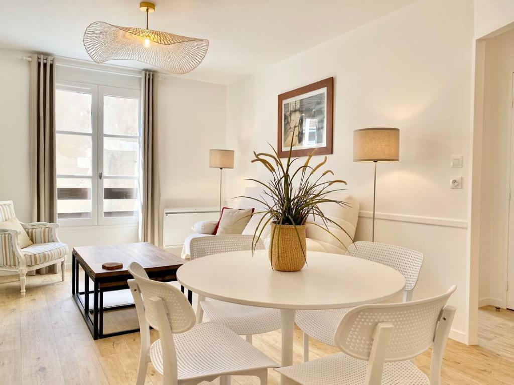 Appartement Elegant Avec Vue Sur Le Port Saint-Martin-de-Ré Zewnętrze zdjęcie