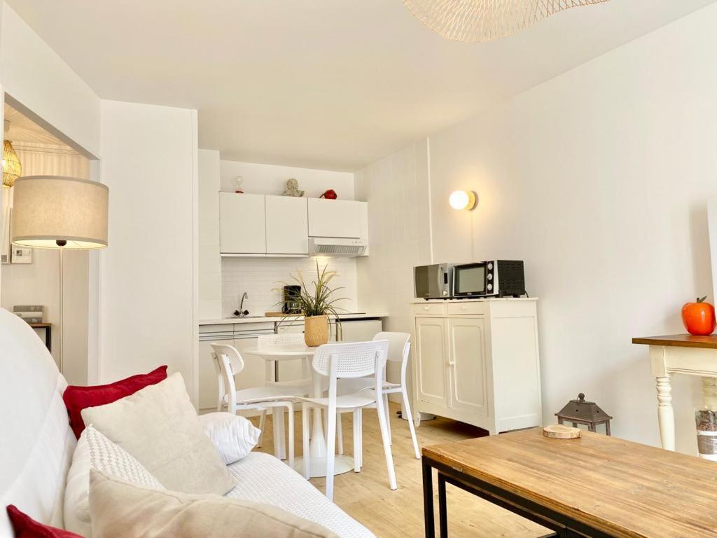 Appartement Elegant Avec Vue Sur Le Port Saint-Martin-de-Ré Zewnętrze zdjęcie