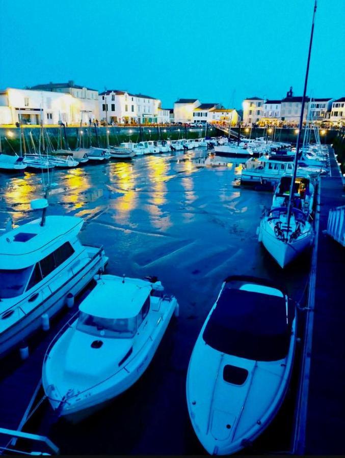 Appartement Elegant Avec Vue Sur Le Port Saint-Martin-de-Ré Zewnętrze zdjęcie