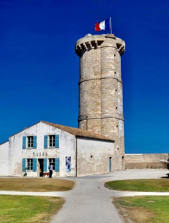 Appartement Elegant Avec Vue Sur Le Port Saint-Martin-de-Ré Zewnętrze zdjęcie